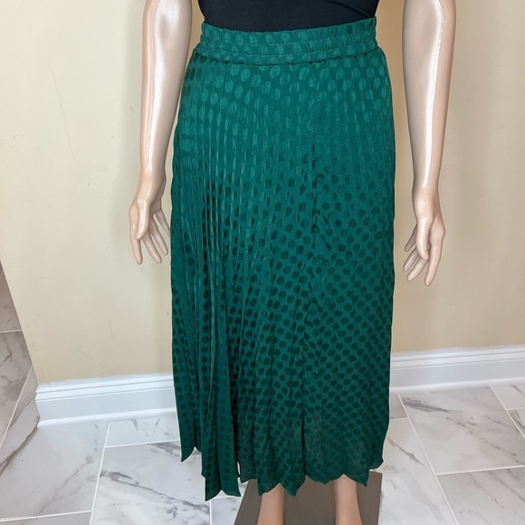 Max studio two piece set - Picture 2 of 16